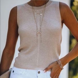 NWOT Vici 🎀 Ellie Sleeveless Knit